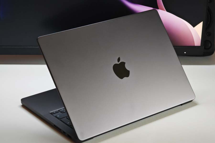 Apa yang Langsung Terasa dari Spesifikasi MacBook Pro 14 M5