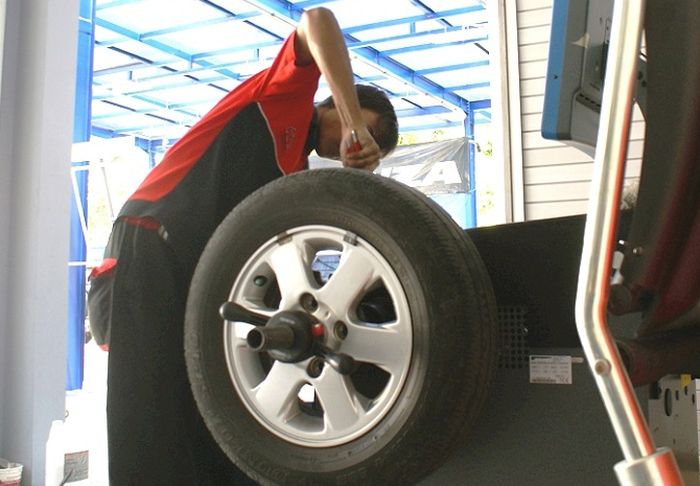 Penyebab Mobil Bergetar Dan Cara Mengatasinya