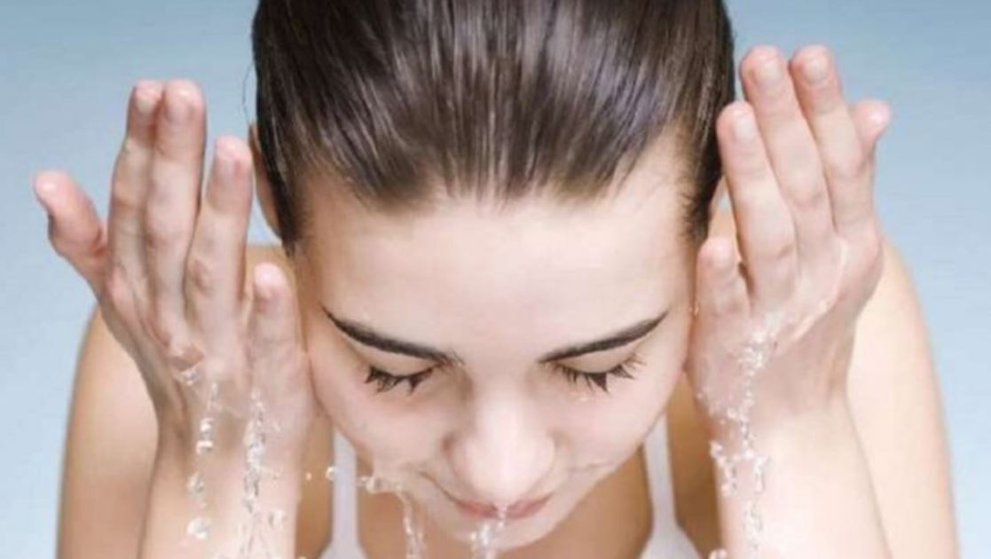 Trik Merawat Kulit Wajah yang Baik dan Benar