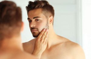 Berbagai masalah kulit wajah yang sering dialami pria