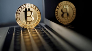 Harga Bitcoin turun setelah Rusia menyerang Ukraina