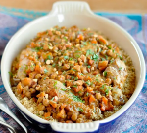 Tagine Ayam dengan Aprikot, Almond & Buncis