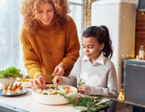 Tips Mengajari Anak Tentang Makan Sehat Tanpa Malu Makan