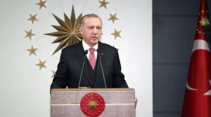 Turki Melonggarkan Pemakaian Masker Di Tengah Penurunan Kasus COVID-19