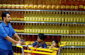 Rekor Harga Minyak Moreng Menambah Lonjakan Inflasi Pangan Pasca Krisis Ukraina