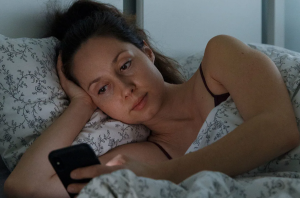 Pikiran Negatif Membuat Anda Terjaga Di Malam Hari? Inilah yang Harus Dilakukan