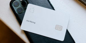 Kartu Akun Apple Vs. Kartu Apple: Apa Perbedaannya?