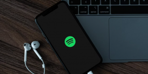 Cara Mengintip Apa yang Teman Anda Dengarkan Di Spotify