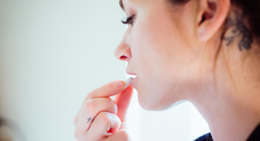 Suplemen vitamin D harus diminum di pagi hari; dokter menjelaskan alasannya