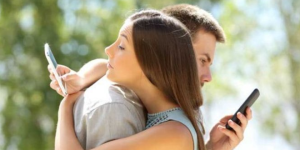 Alasan Wanita Selingkuh Dalam Hubungan