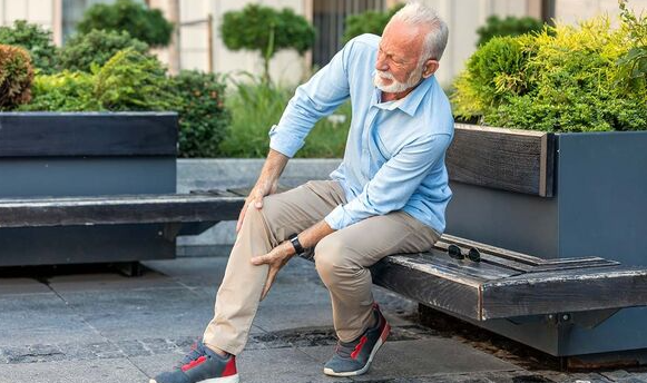 Gejala dan Penyebab Penyakit Kolesterol Tinggi