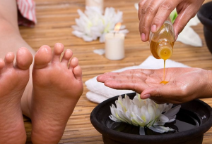 Perawatan Untuk Atasi Tumit Pecah-pecah