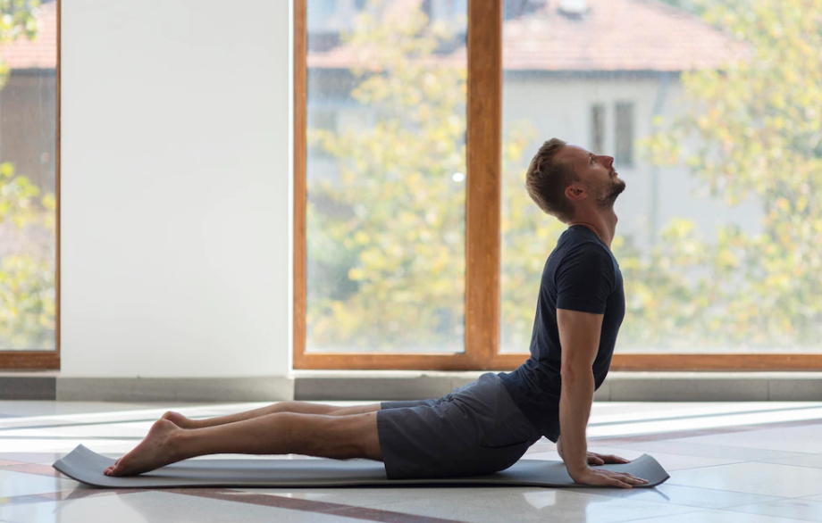 Gerakan Yoga untuk Mengatasi Perut Kembung