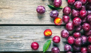 Manfaat Konsumsi Plum Harian untuk Kesehatan Jantung