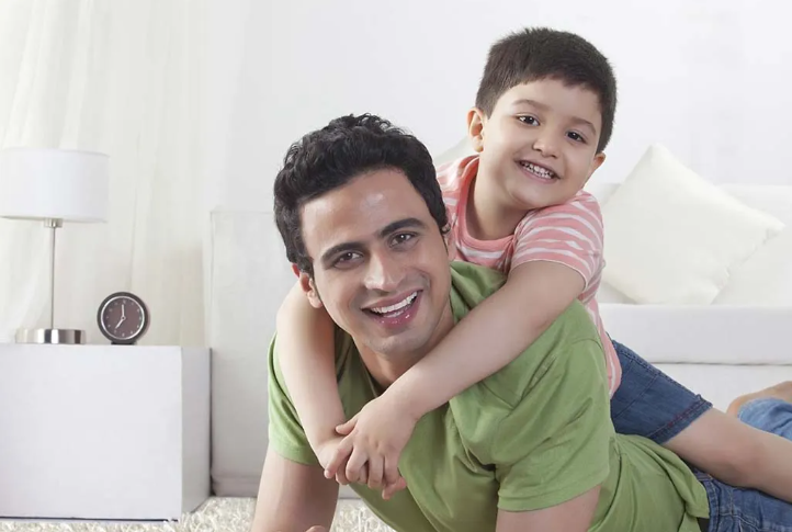 Tips Membangun Kedekatan antara Ayah dengan Anak