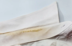 Cara Menghilangkan Noda Keringat di Kerah Baju