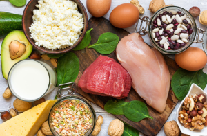 Risiko yang Bisa Terjadi Bila Terlalu Banyak Konsumsi Protein