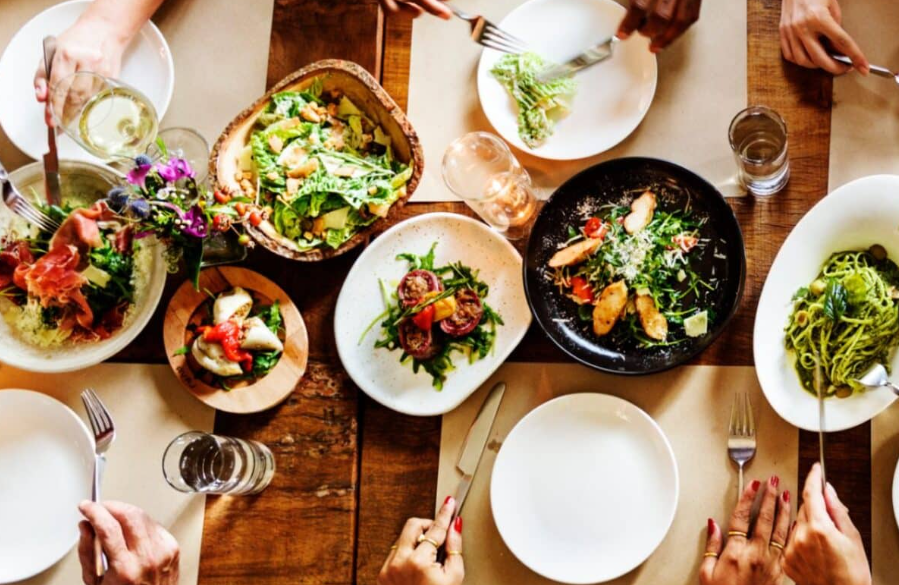 Makanan Sehat yang Berbahaya Kalau Dimakan Terlalu Banyak