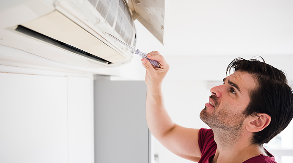 Mengatasi Aroma Tidak Sedap pada AC