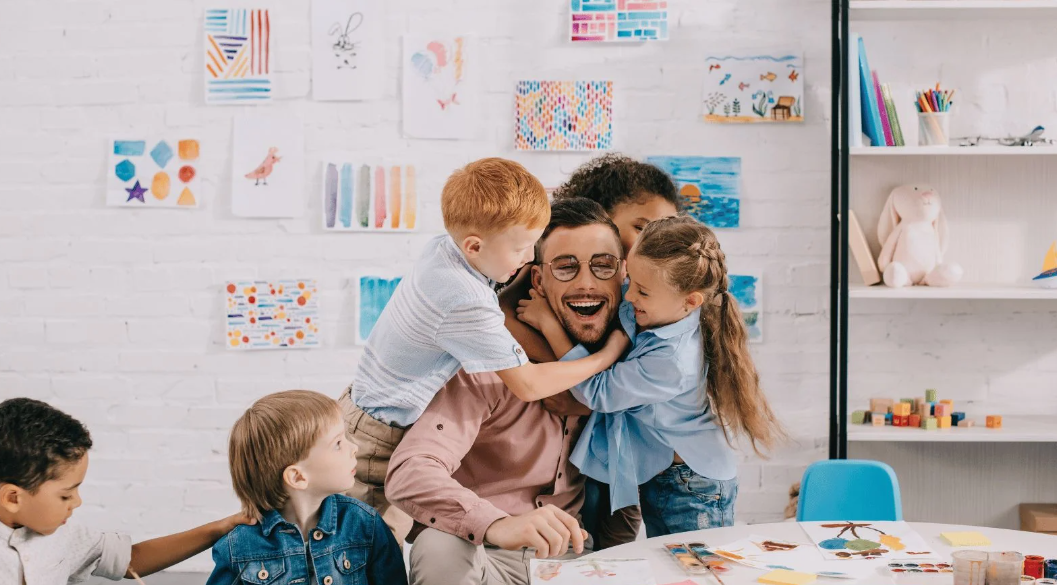 Membangun Hubungan Otoritatif dengan Anak