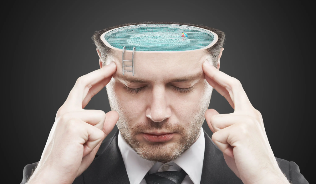 Mengenal Gejala Sakit Kepala karena Dehidrasi