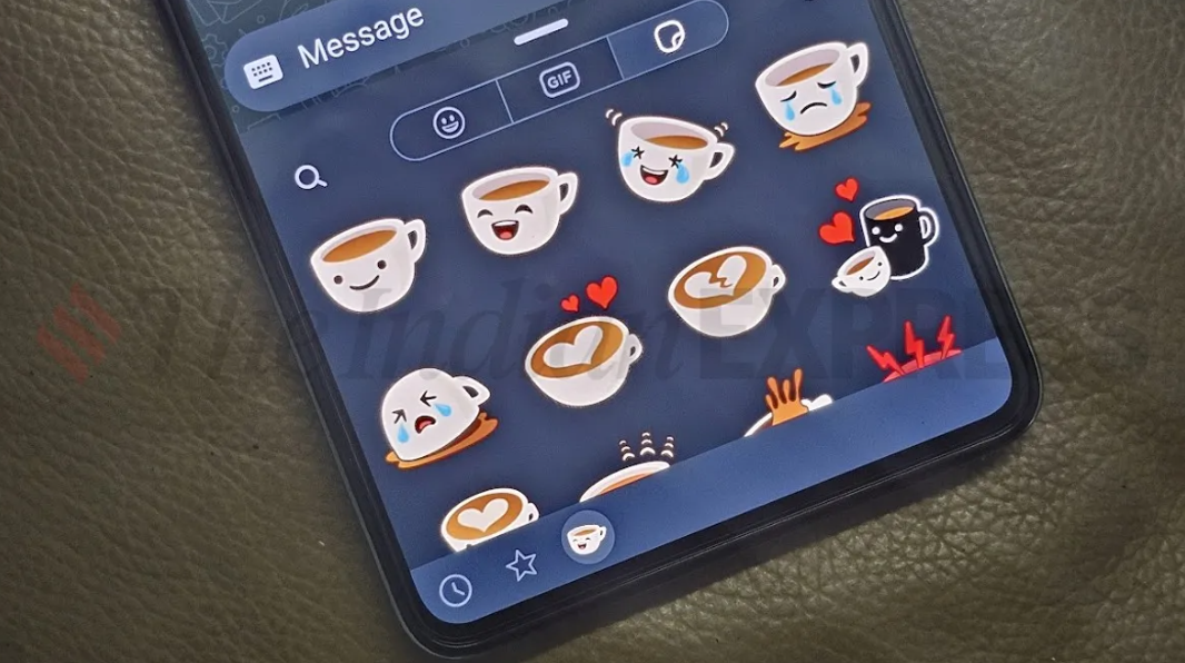 Cara Mudah Membuat Stiker dengan AI di WhatsApp