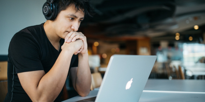 Tips Agar Tetap Fokus saat Bekerja