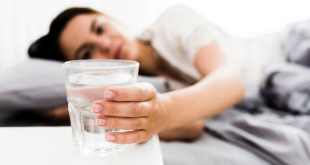 Cara Mencegah Dehidrasi saat Tidur Malam