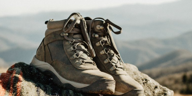 Tips Memilih Sepatu Gunung bagi Pemula