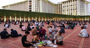 Cara Ikut Buka Bersama di Masjid Istiqlal