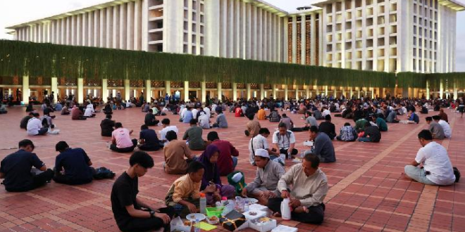 Cara Ikut Buka Bersama di Masjid Istiqlal