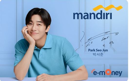 kartu kredit Park Seo Jun
